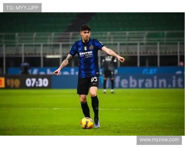 莫雷托曝巴萨欲签亨克荷兰中卫